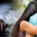 As soon as the husband went to work, the wife had an illicit relationship with the neighbor and sent obscene videos