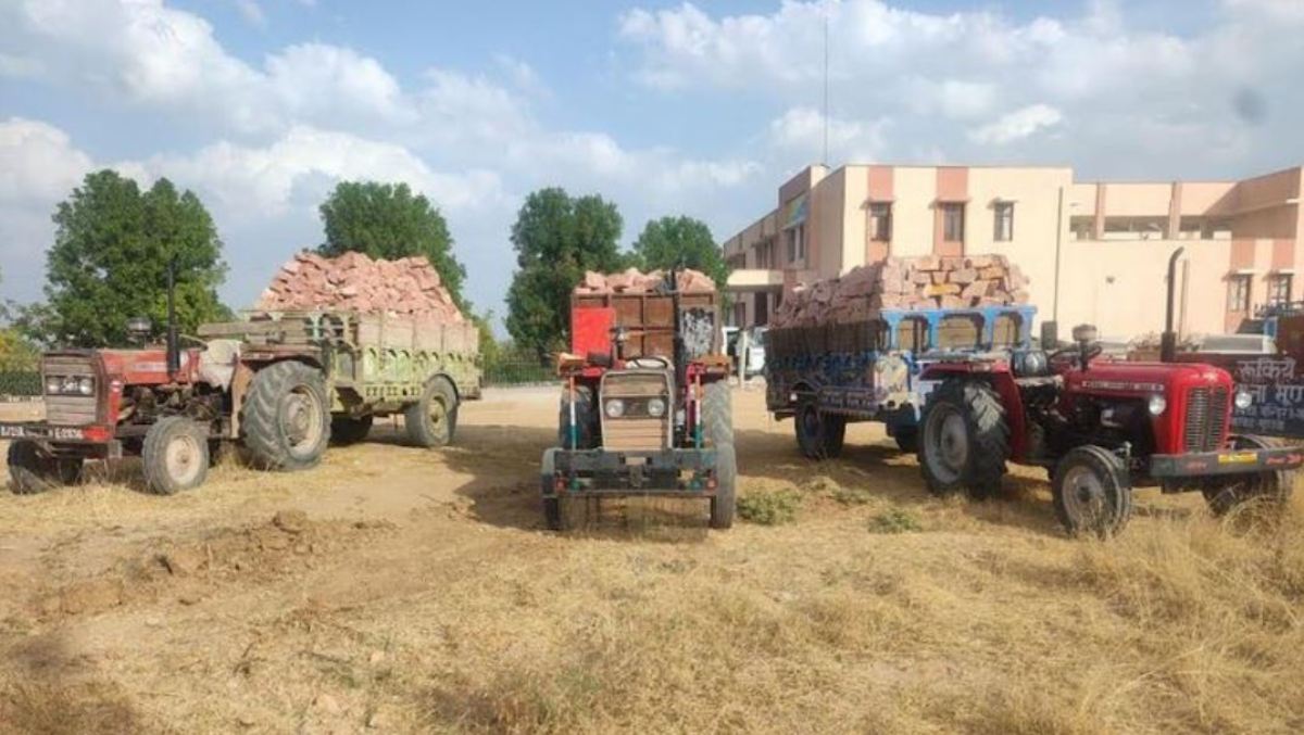 Major action taken against illegal mining, Mines Department team seized more than 50 vehicles and machinery