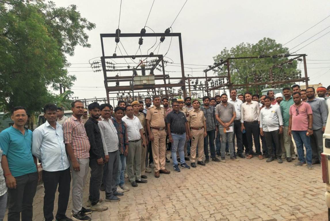 Action taken against electricity theft on the second day as well, 78 consumers fined Rs 17 lakh